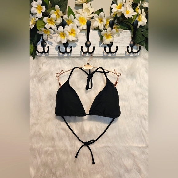 G21 Classic String Biniki Top - Picture 2 of 4